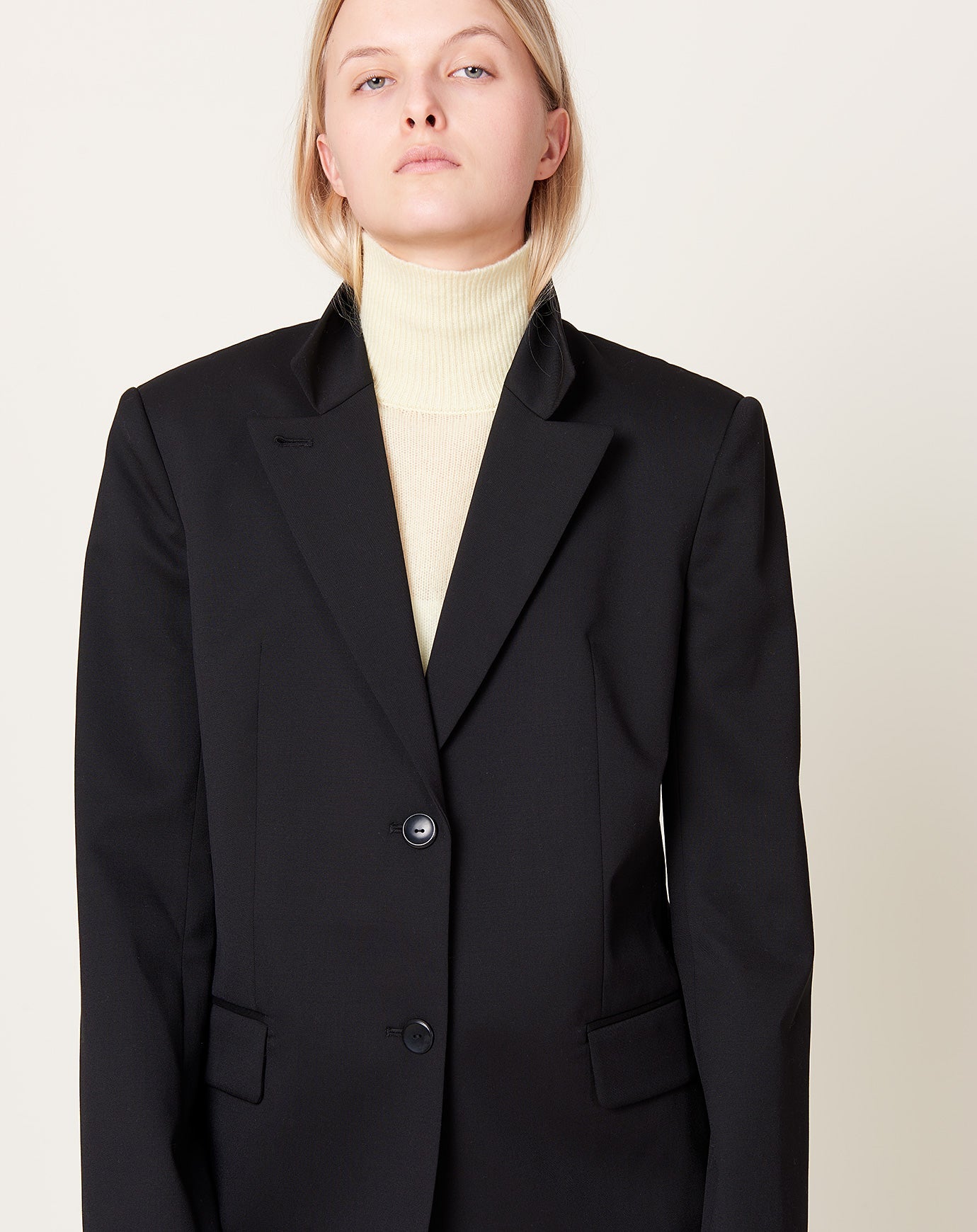 Maria McManus Single Breasted Convertible Blazer in Black