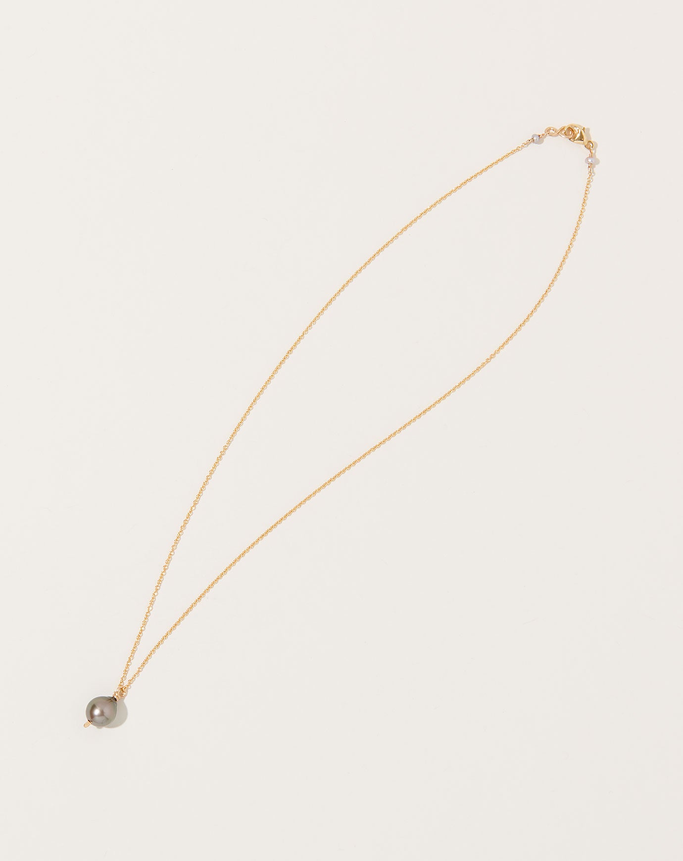 Mary MacGill Petite Baroque Pearl Drop Necklace in Charcoal