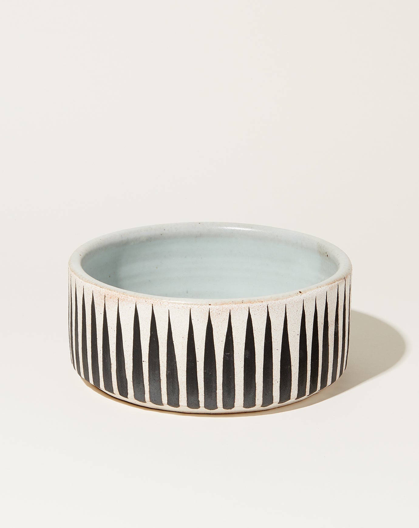 MQuan Dog Bowl in Black Stripes