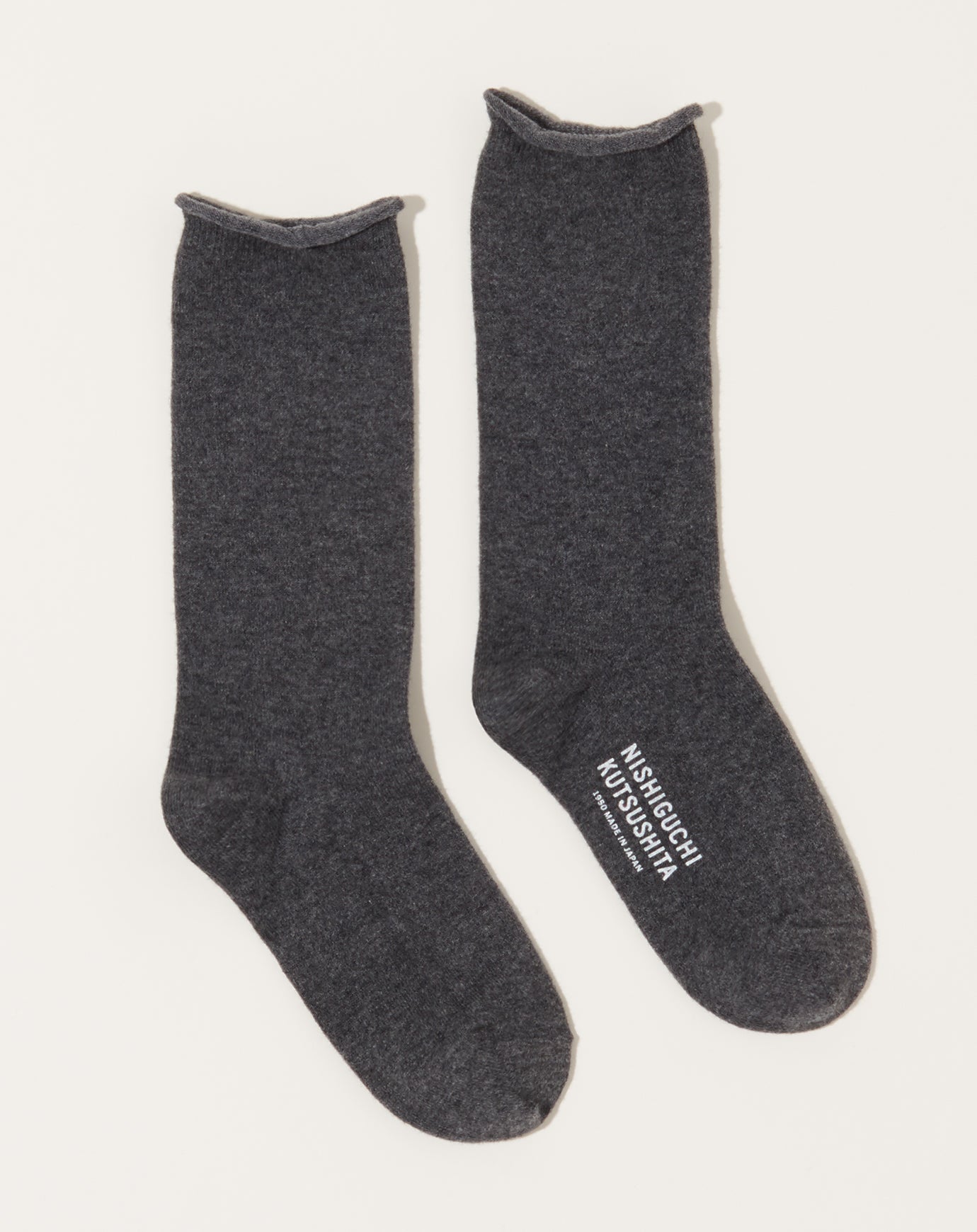 Nishiguchi Kutsushita Cashmere Cotton Socks in Charcoal