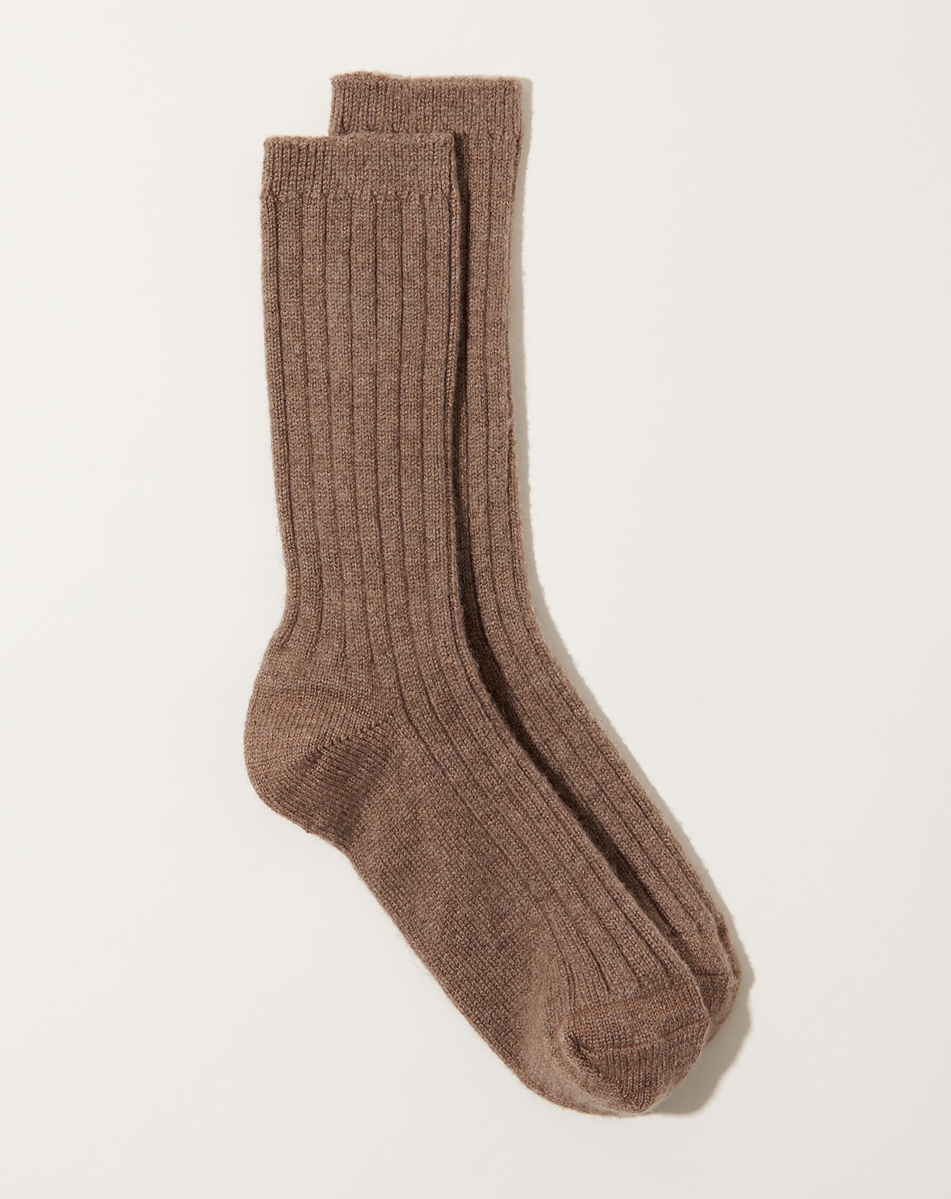 Nishiguchi Kutsushita Cashmere Ribbed Socks in Umber