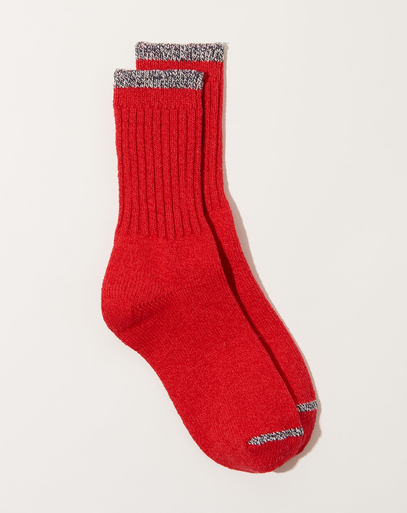 Nishiguchi Kutsushita Silk Cotton Socks in Red
