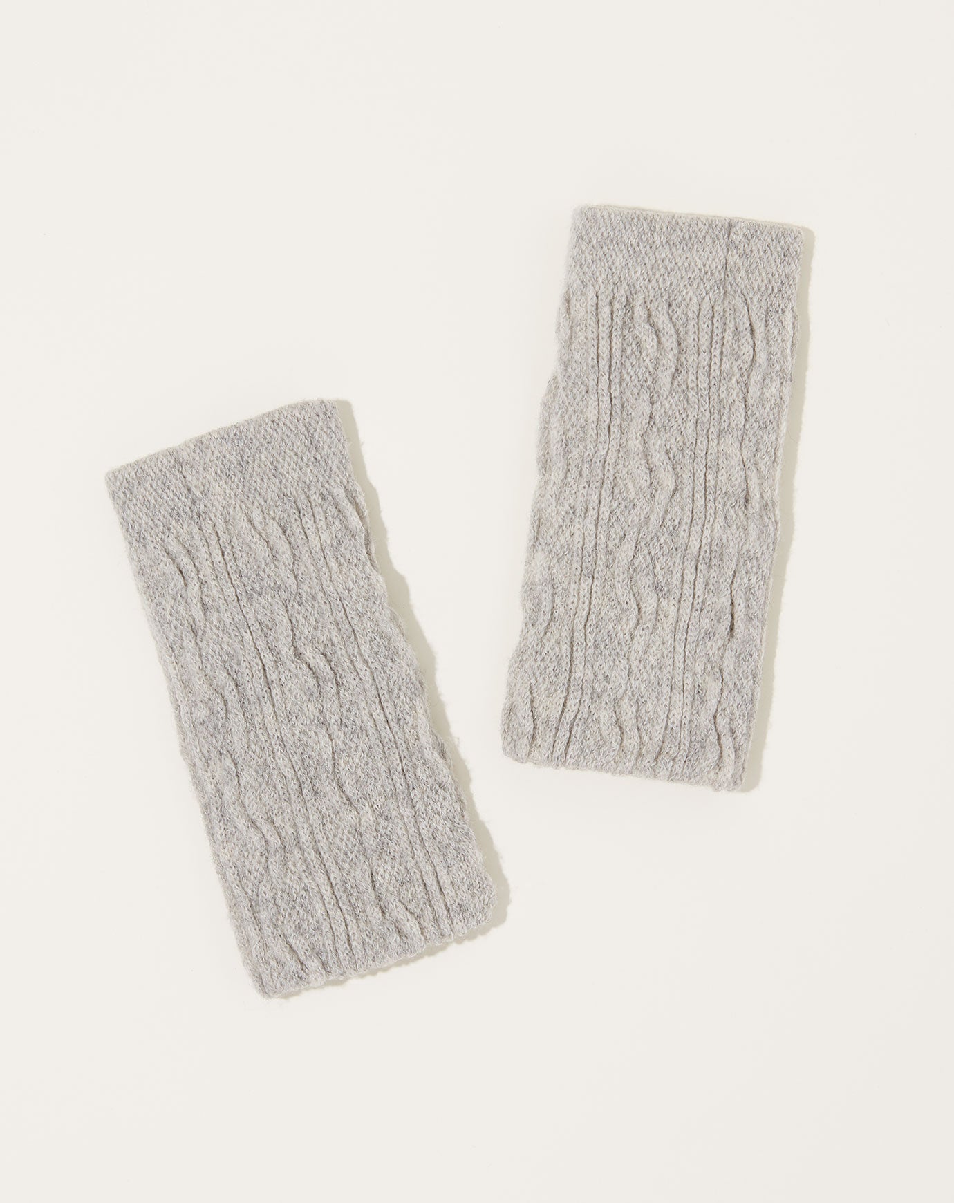 Nishiguchi Kutsushita Wool Hand Warmers in Light Grey