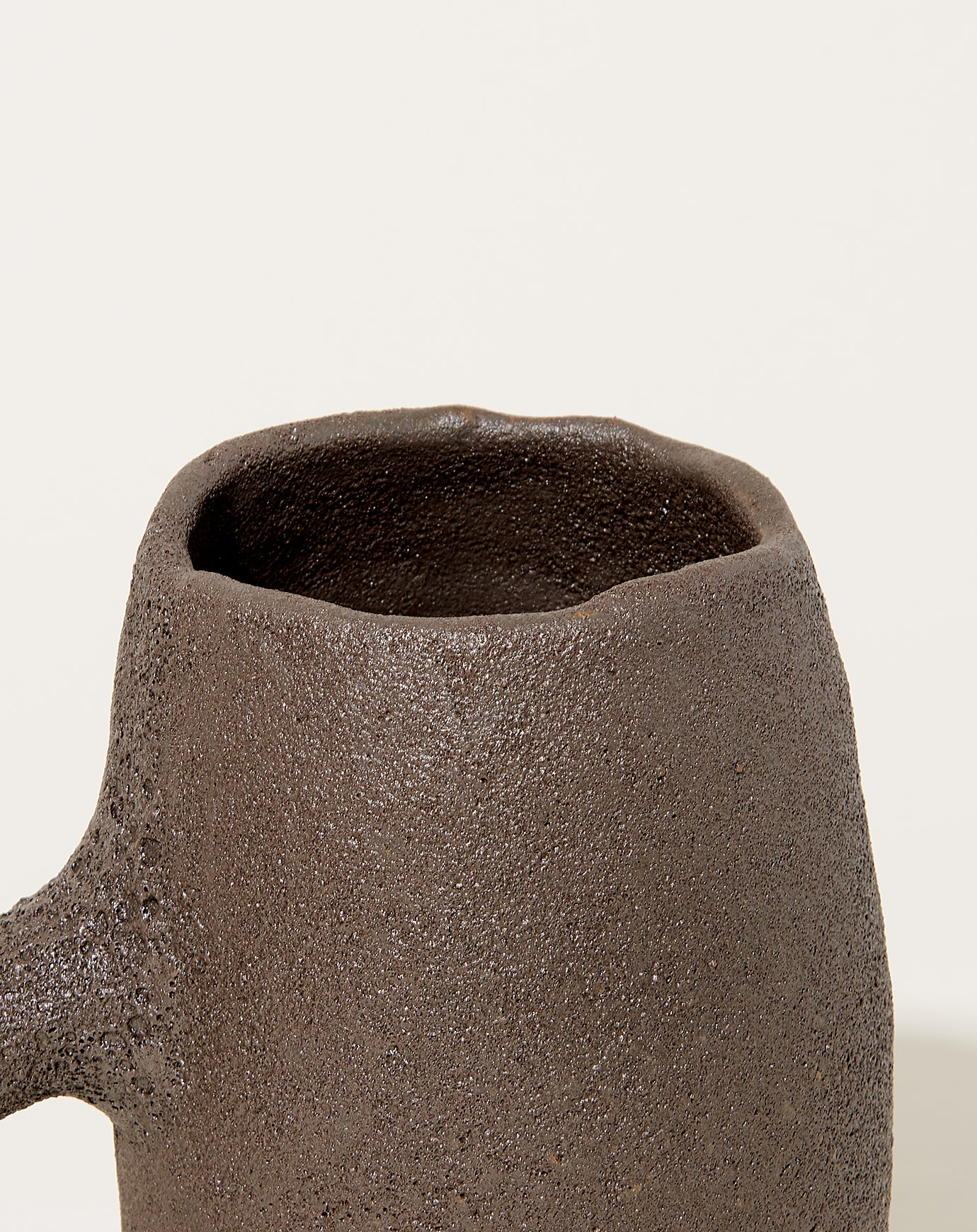 Nur Ceramics Zir Vessel in Black