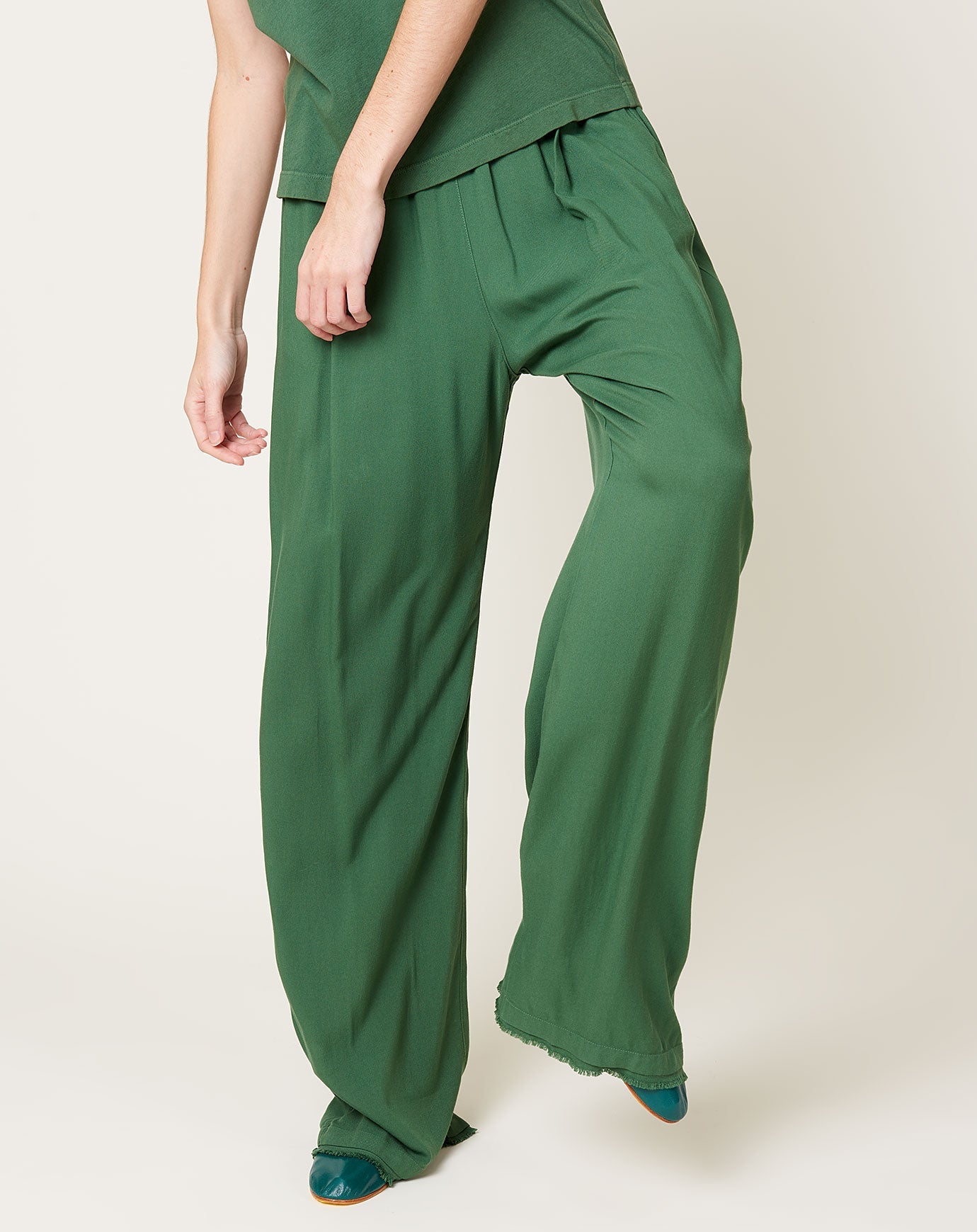 Raquel Allegra Ione Pant in Forest