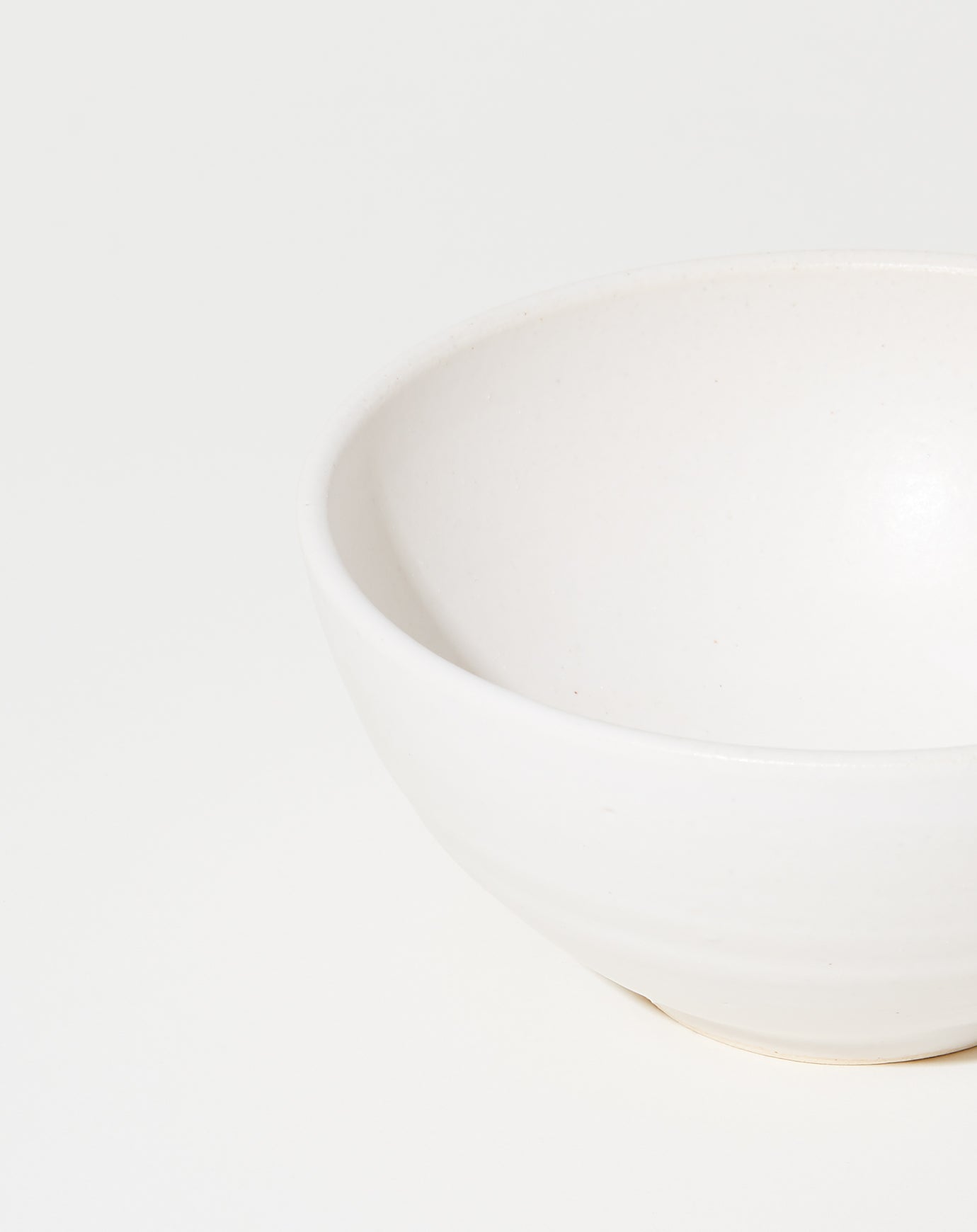 Sheldon Ceramics Farmhouse Dessert Bowl in Eggshell