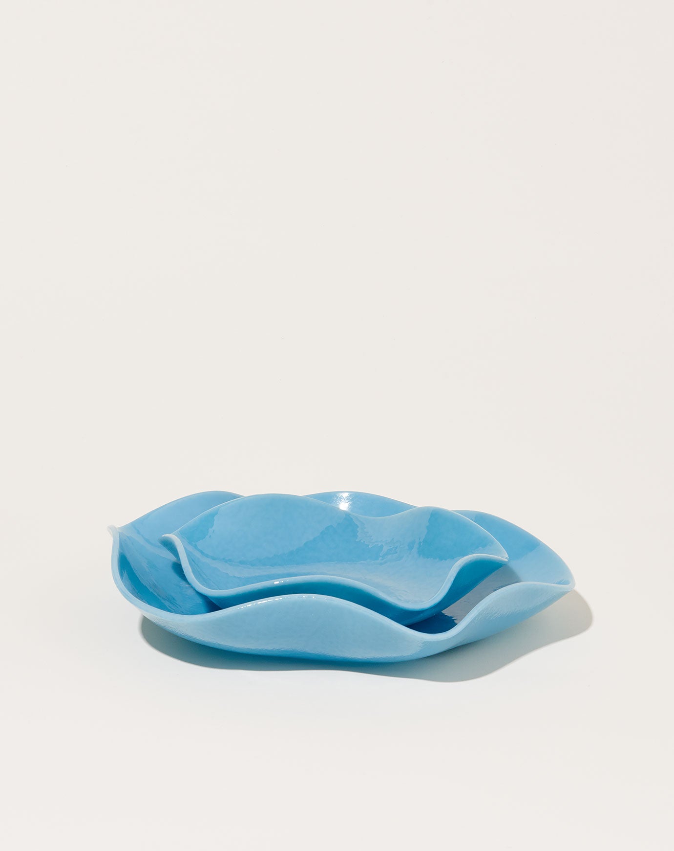 Sophie Lou Jacobsen Large Petal Plate in Periwinkle (Opaque)