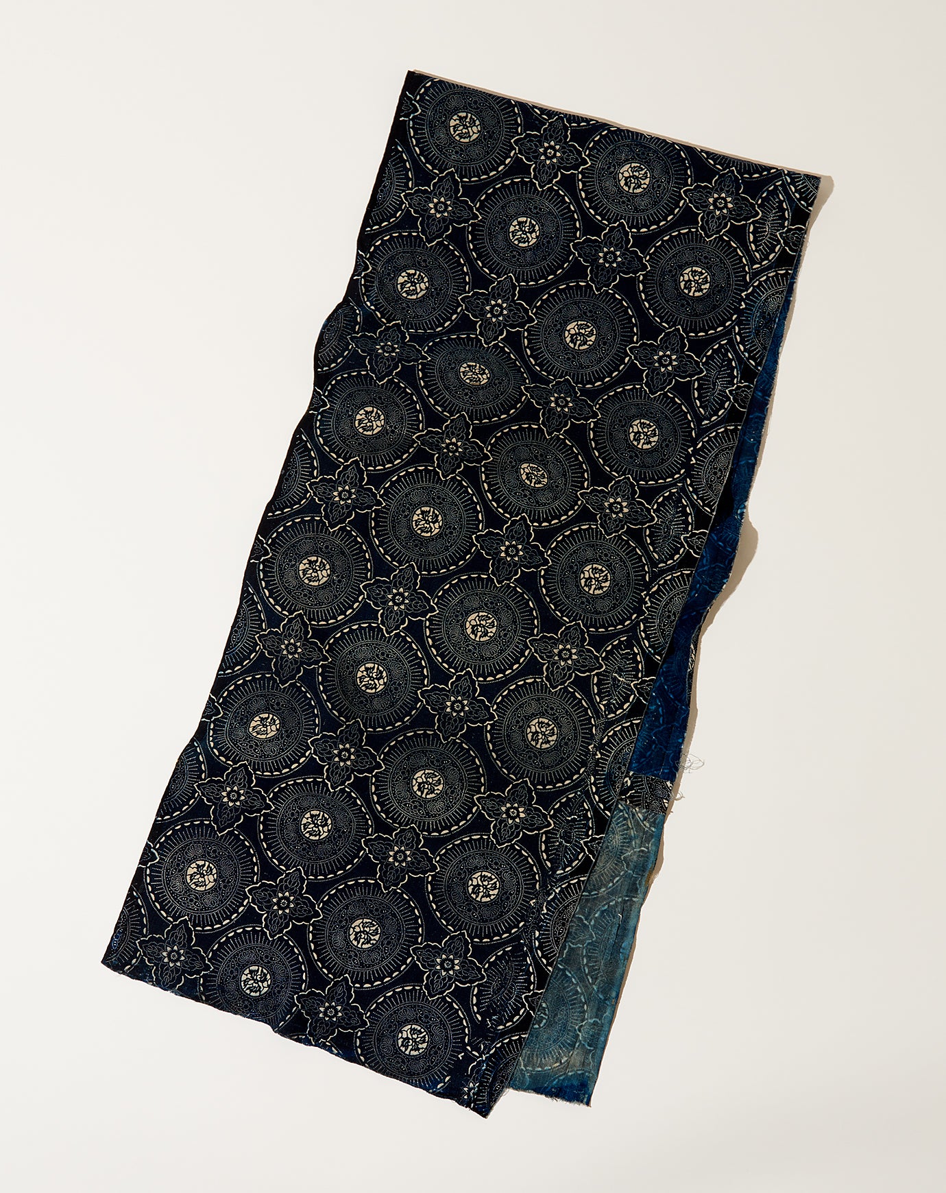 Vintage Japanese Medalion Scarf